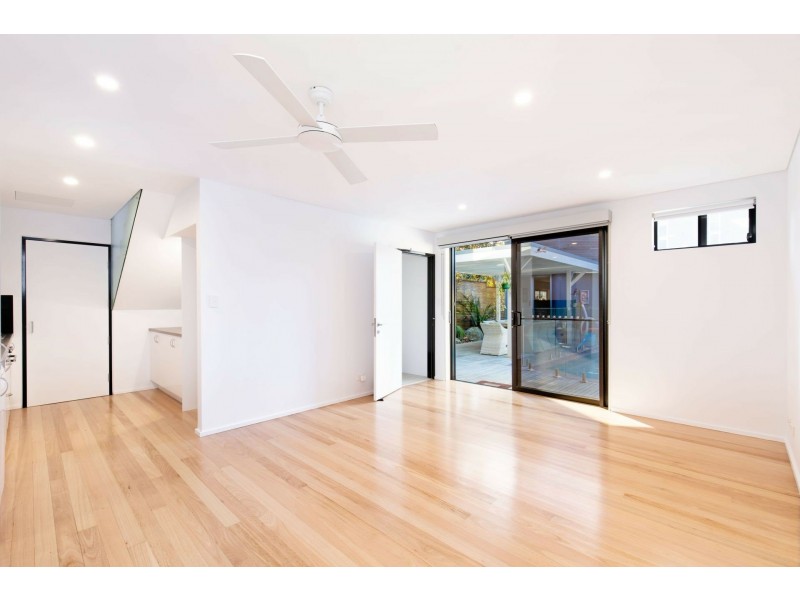9A Banksia Street, Dee Why NSW 2099