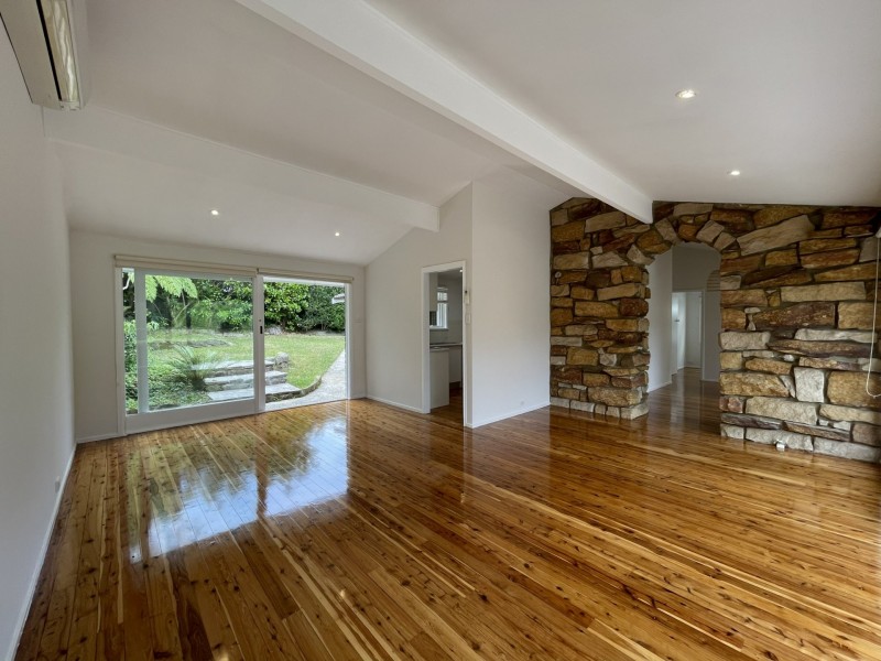 224 South Creek Road, Wheeler Heights NSW 2097