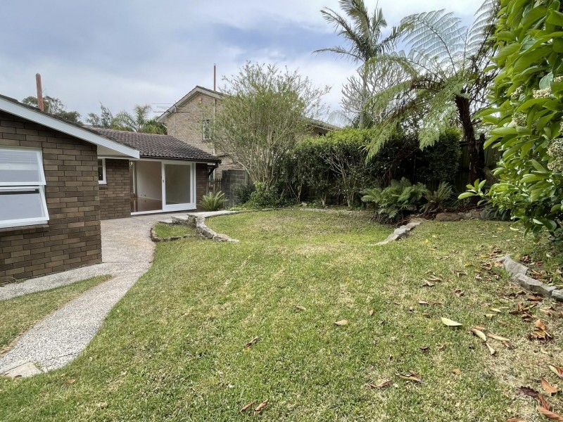 224 South Creek Road, Wheeler Heights NSW 2097