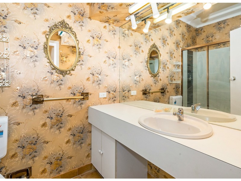 21 Grasmere Cres, Wheeler Heights NSW 2097