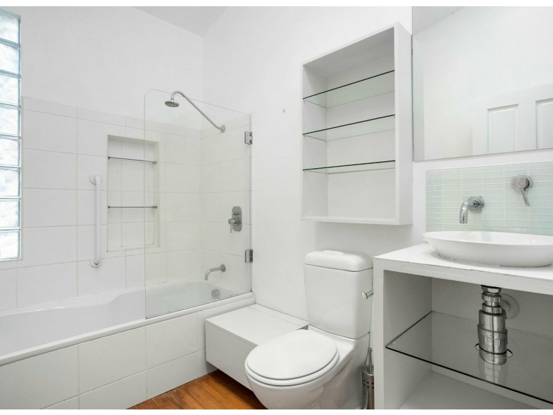 1 Warruga Place, North Narrabeen NSW 2101