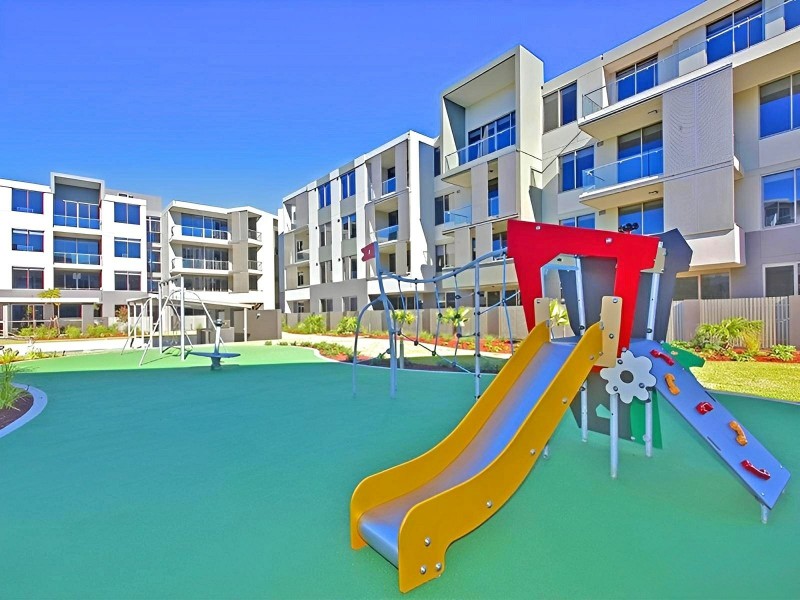 327/9 Mallard Lane, Warriewood NSW 2102