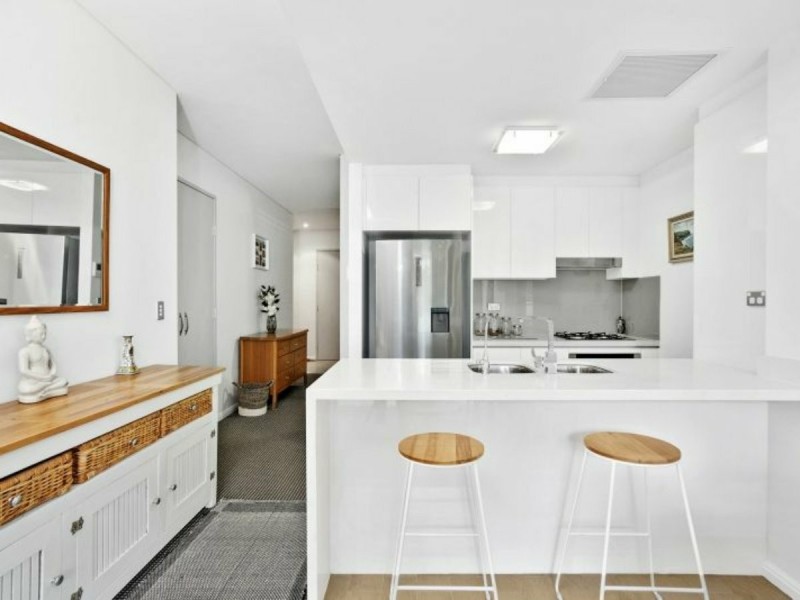 165/16 Boondah Road, Warriewood NSW 2102