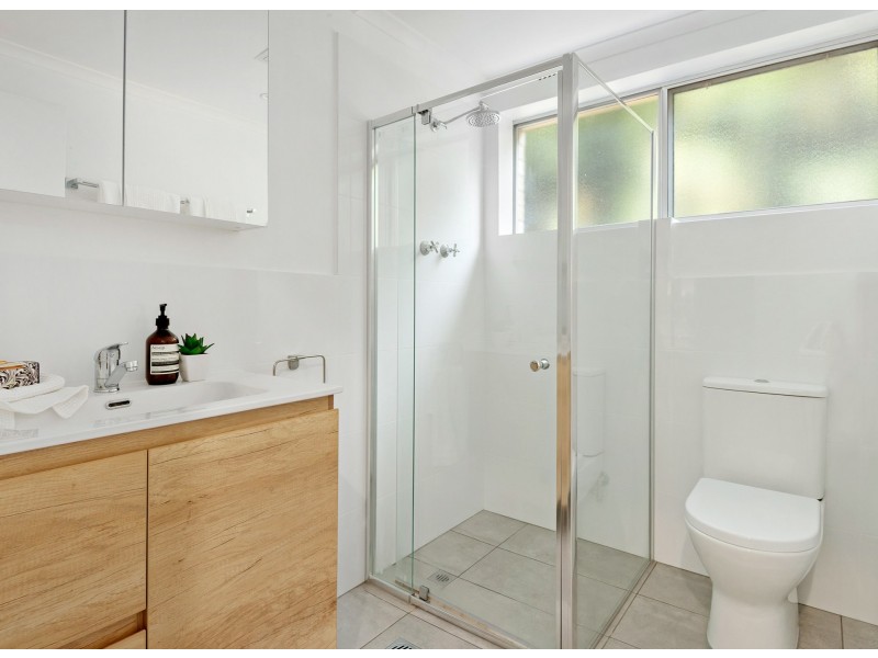 4/115 Lagoon Street, Narrabeen NSW 2101