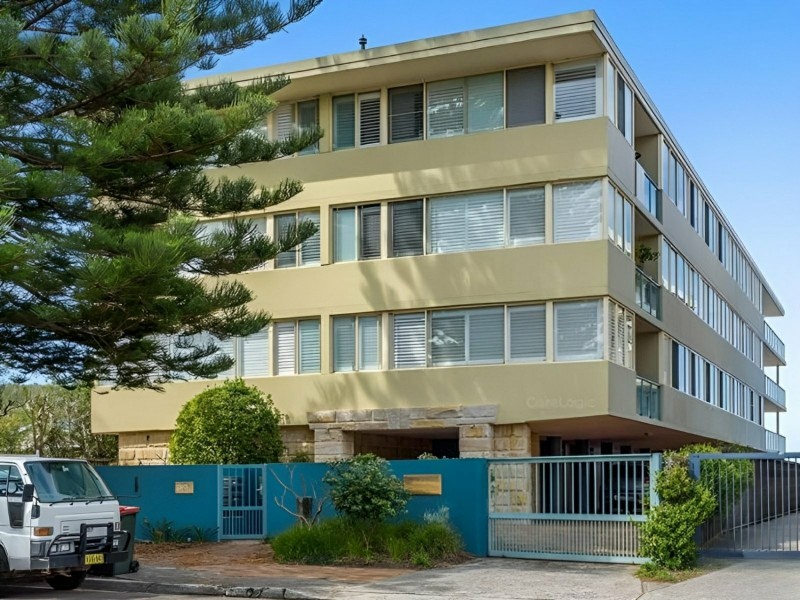 12/19 Surfview Road, Mona Vale NSW 2103