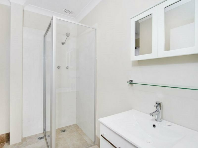 1/74 Lagoon Street, Narrabeen NSW 2101
