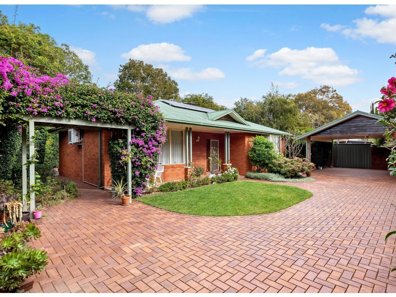 33 Suzanne Road, Mona Vale NSW 2103