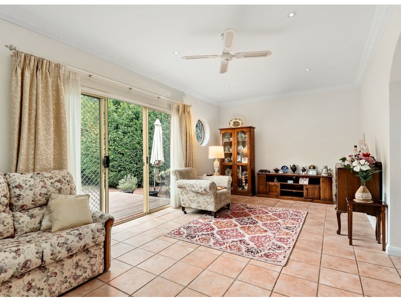 33 Suzanne Road, Mona Vale NSW 2103