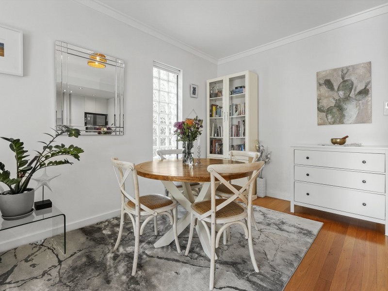 8/39-41 Lagoon Street, Narrabeen NSW 2101