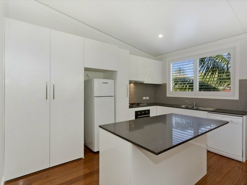 13A The Crescent, North Narrabeen NSW 2101