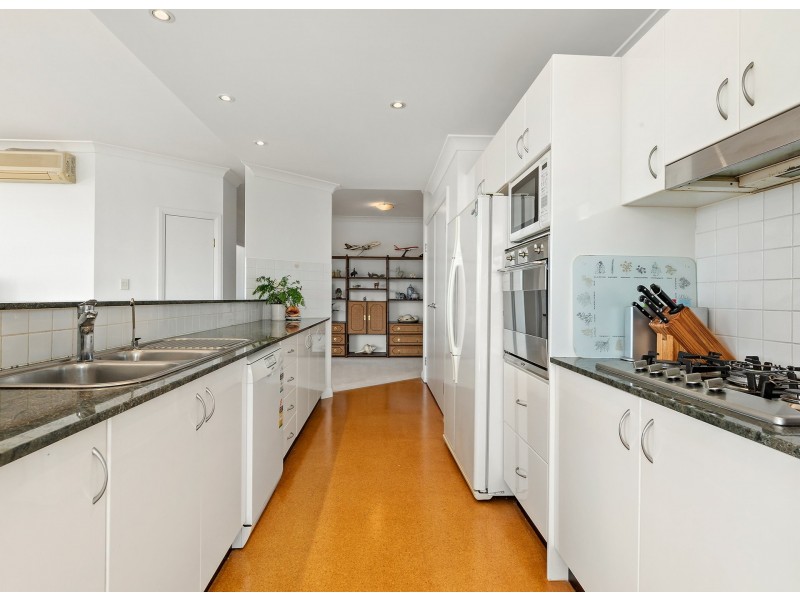 401/20 Wellington Street, Narrabeen NSW 2101