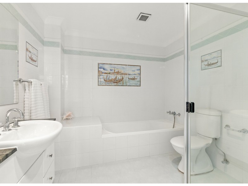 401/20 Wellington Street, Narrabeen NSW 2101