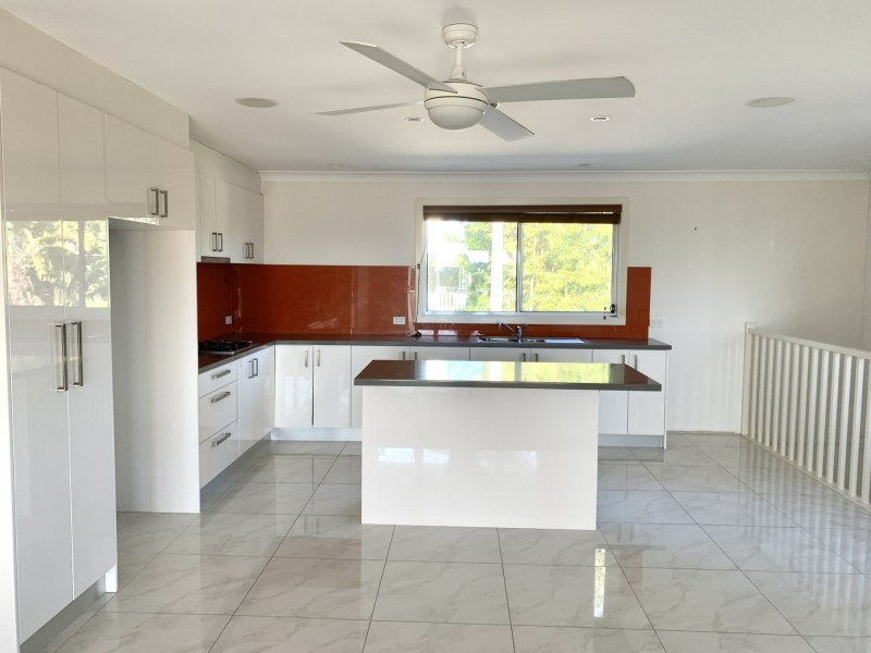 2/19 Grasmere Crescent, Wheeler Heights NSW 2097