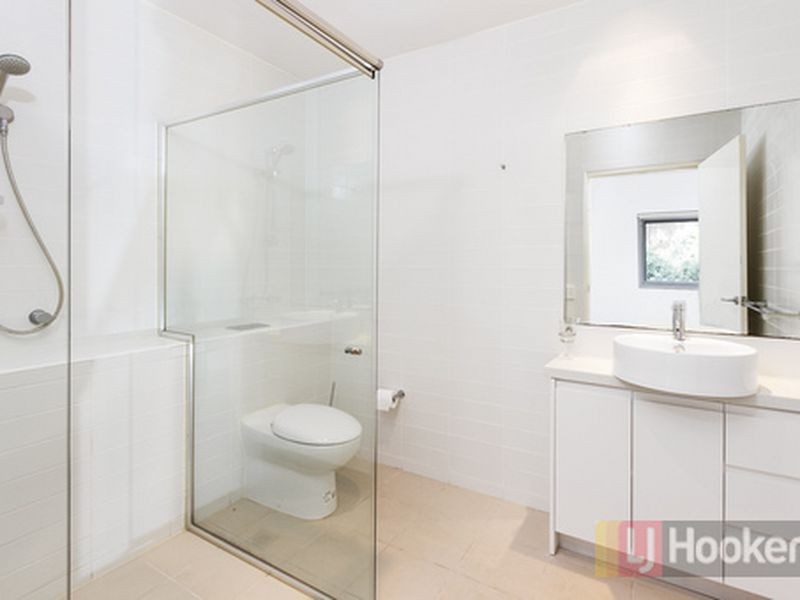 2/20 Hunter Street South, Warriewood NSW 2102