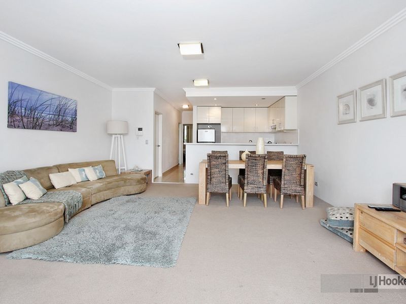 2/150 Ocean Street, Narrabeen NSW 2101