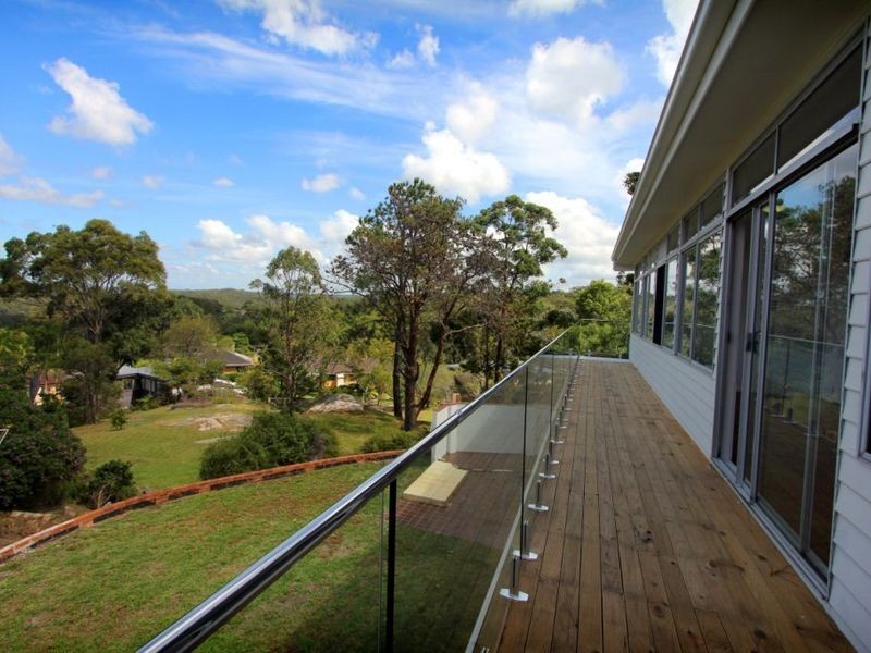 128 Elanora Road, Elanora Heights NSW 2101