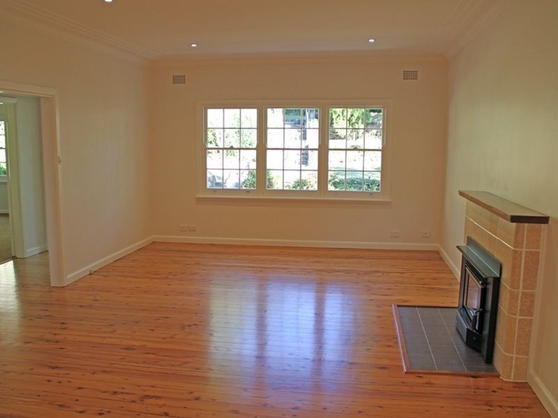 26 Weeroona Avenue, Elanora Heights NSW 2101