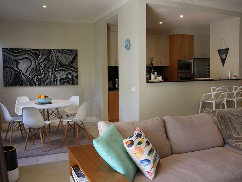 2/14 Golf Avenue, Mona Vale NSW 2103