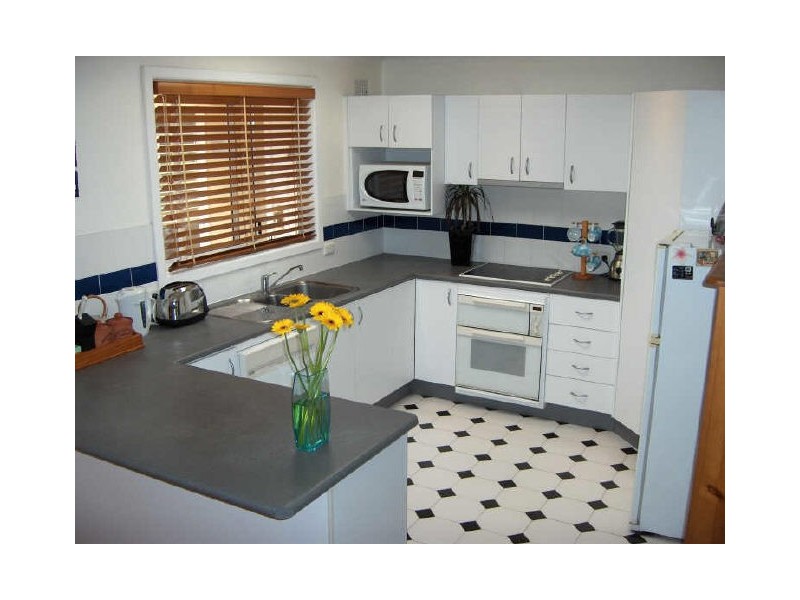 42 Wakehurst Parkway, North Narrabeen NSW 2101