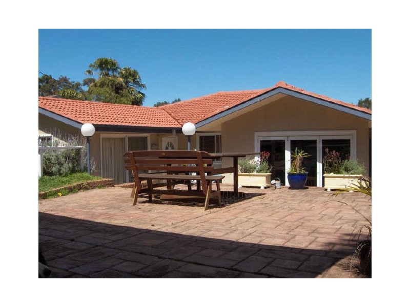 42 Wakehurst Parkway, North Narrabeen NSW 2101