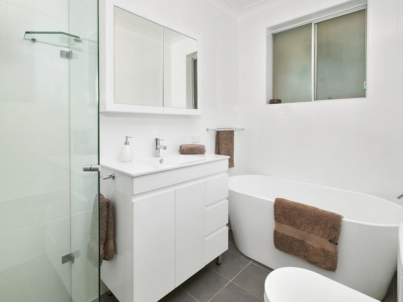 10/23-25 Wetherill Street, Narrabeen NSW 2101