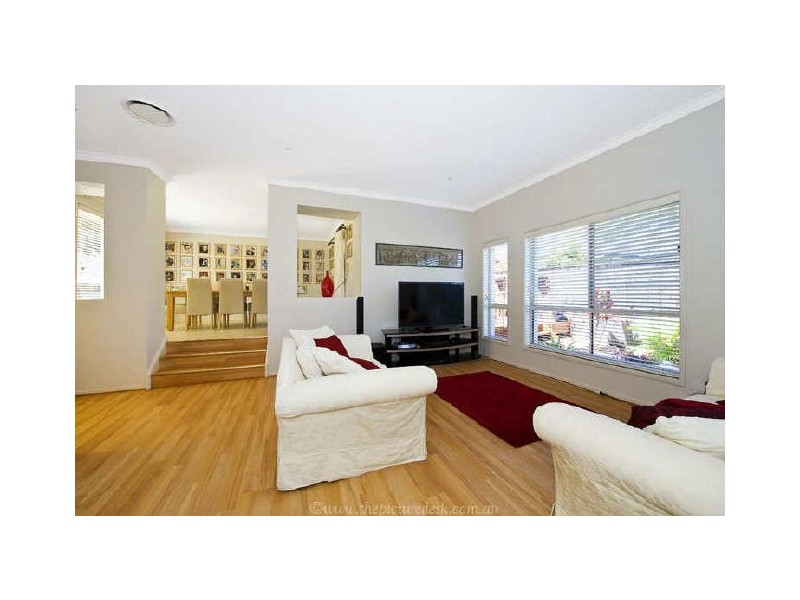 12b Lakeview Parade, Warriewood NSW 2102