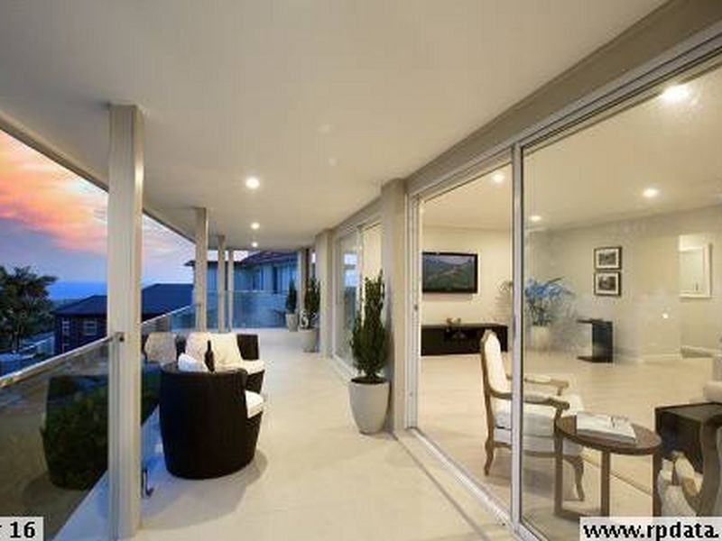 12 Edgecliffe Boulevarde, Collaroy Plateau NSW 2097