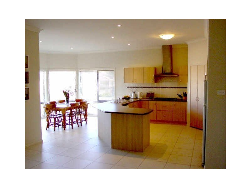 27 Streamdale Grove, Warriewood NSW 2102