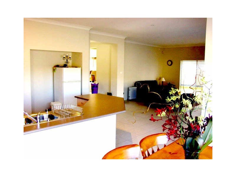 27 Streamdale Grove, Warriewood NSW 2102