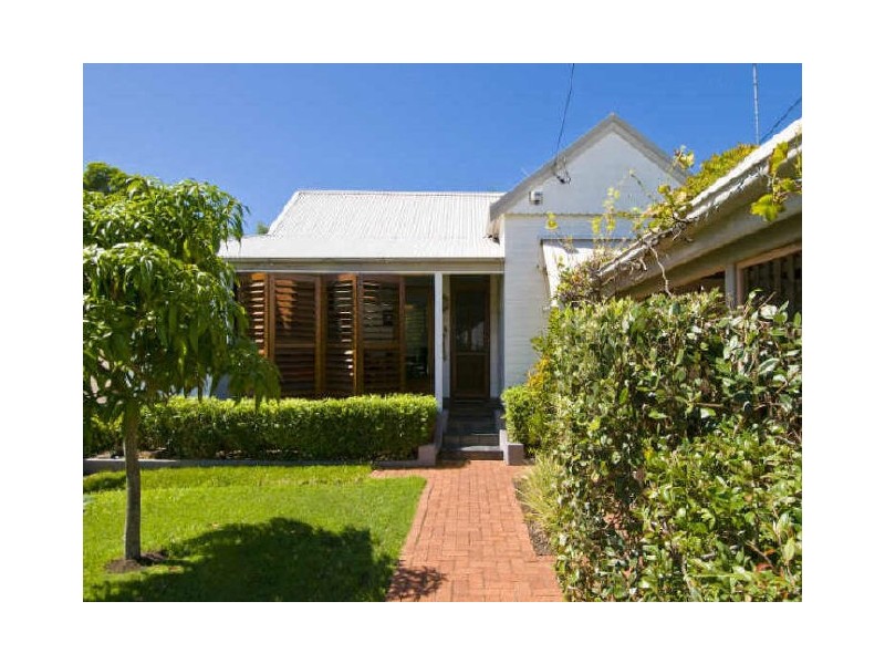 15 Lisle Street, Narrabeen NSW 2101