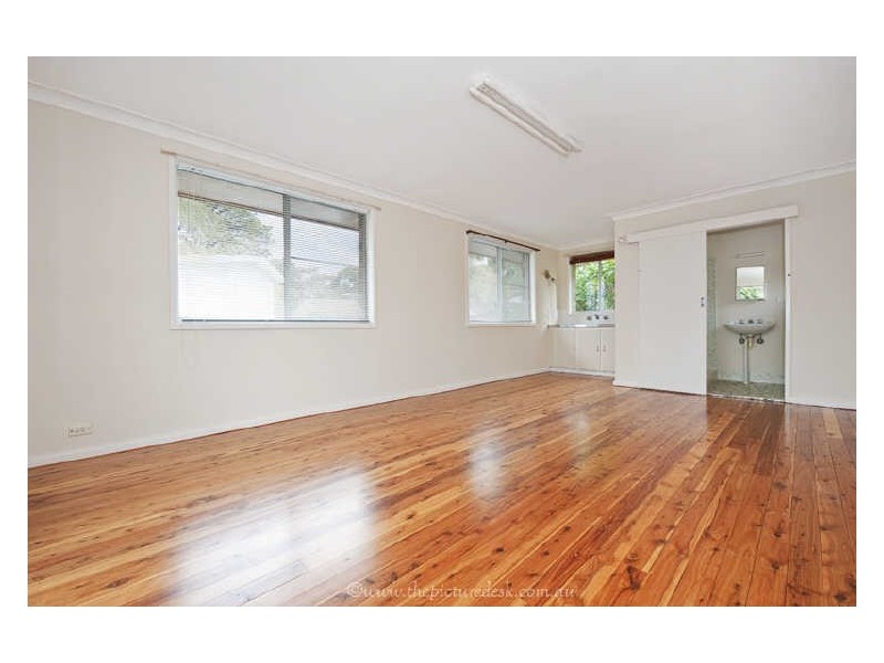 1 Merridong Road, Elanora Heights NSW 2101