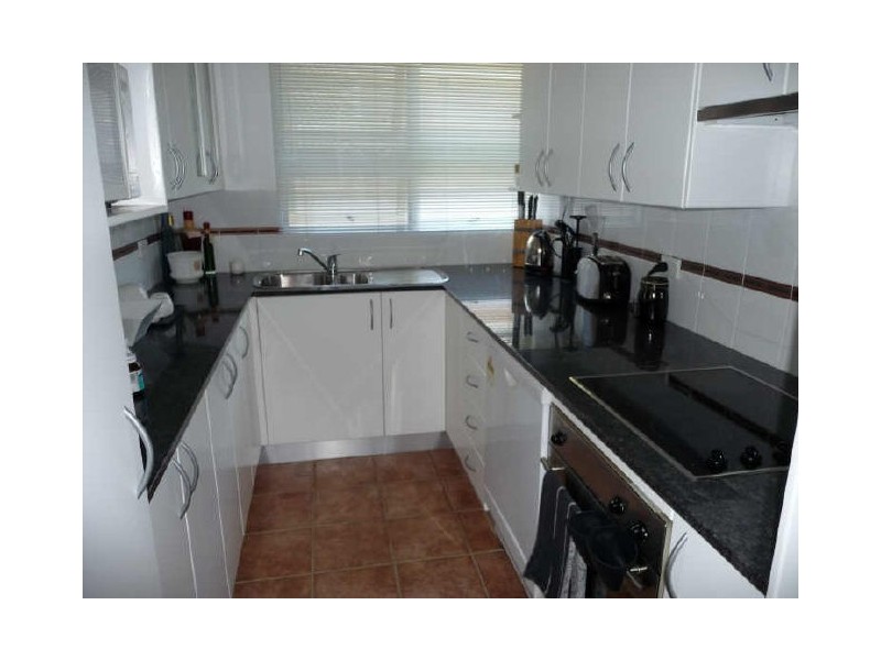 6/4 Grafton Crescent, Dee Why NSW 2099