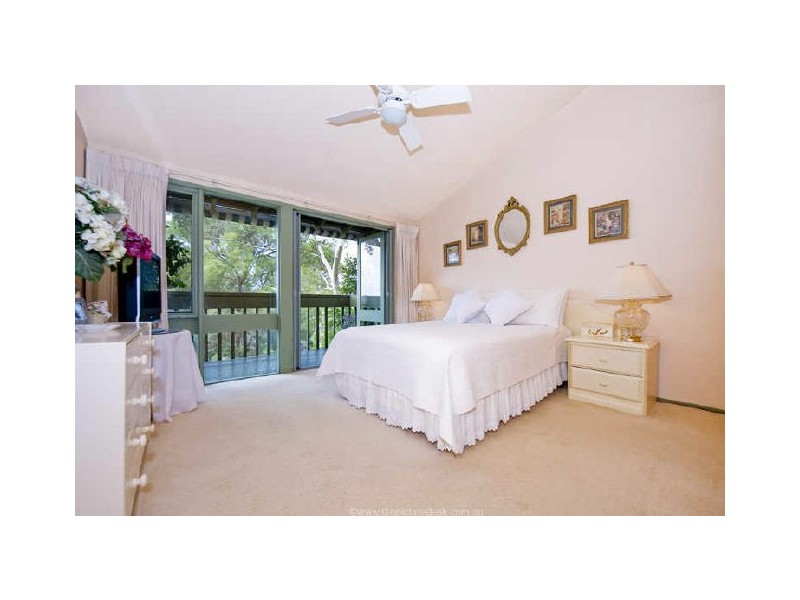 34 Beaumont Crescent, Bayview NSW 2104