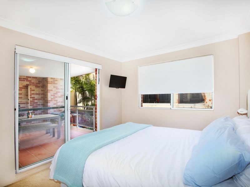 8/13 Lagoon Street, Narrabeen NSW 2101