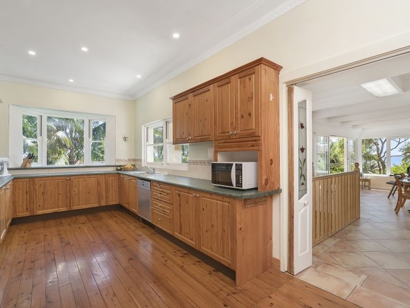 13 Homestead Avenue, Collaroy NSW 2097