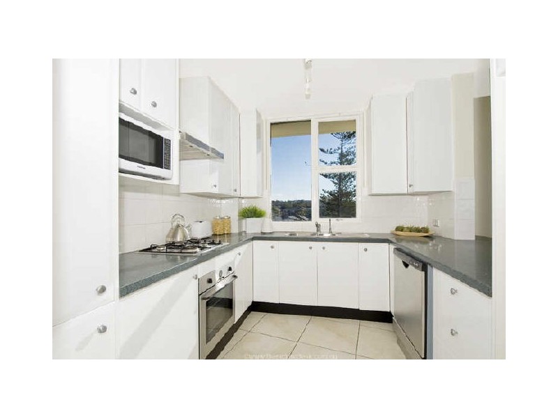 25/2 Monash Parade, Dee Why NSW 2099