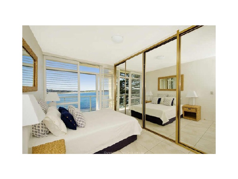 25/2 Monash Parade, Dee Why NSW 2099