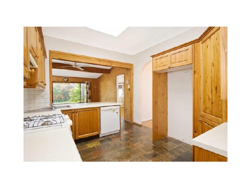 11 Darius Avenue, North Narrabeen NSW 2101