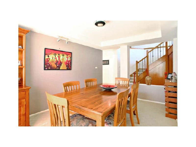 16 Streamdale Grove, Warriewood NSW 2102