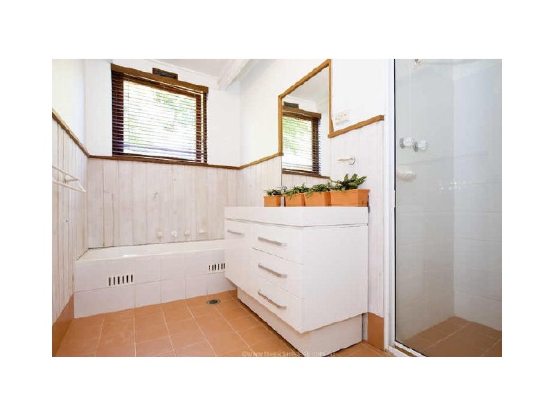 31 Irrawong Road, North Narrabeen NSW 2101