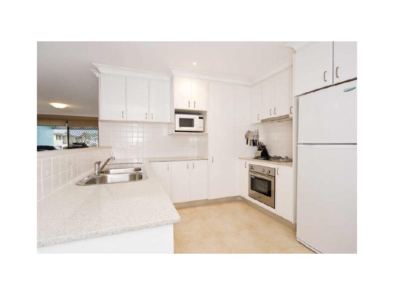 6/3 Fantail Avenue, Warriewood NSW 2102