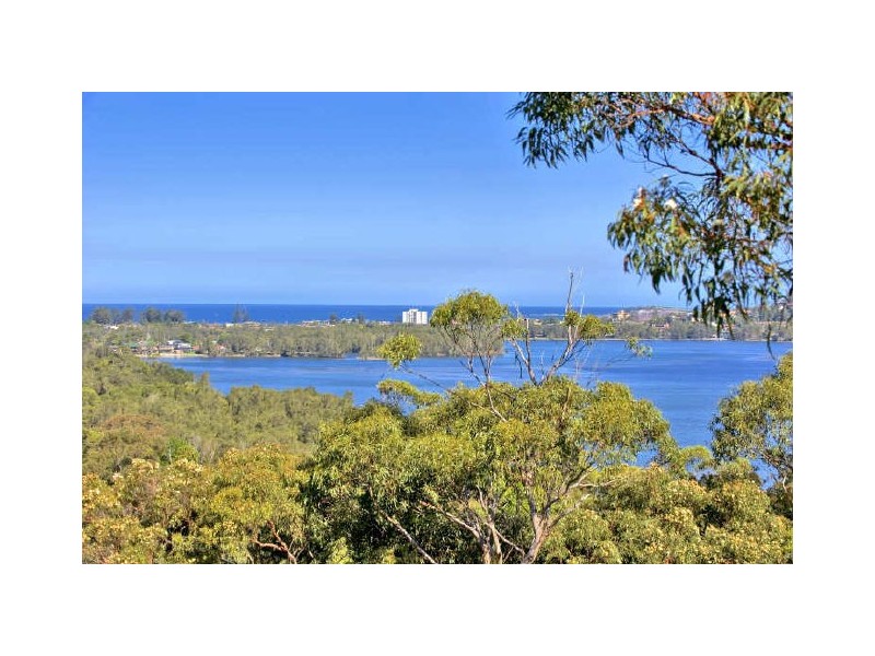 18 Elanora Road, Elanora Heights NSW 2101