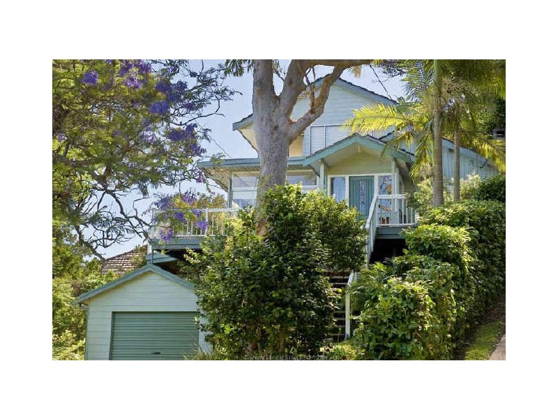 18 Elanora Road, Elanora Heights NSW 2101