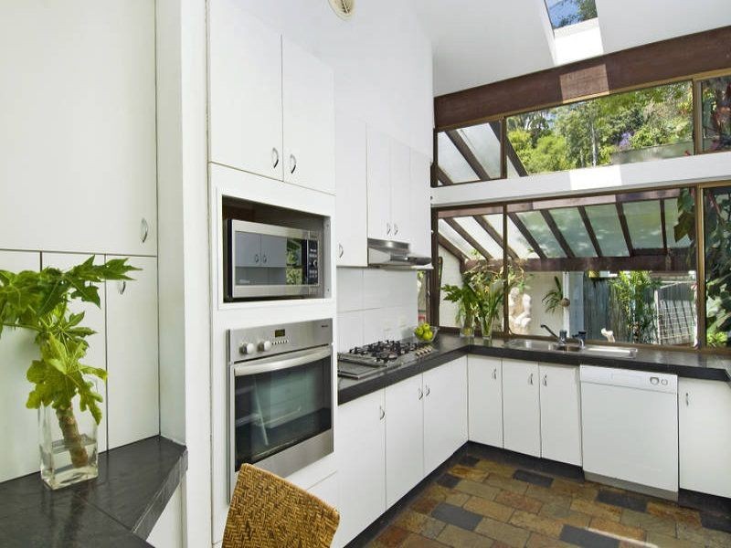 24 The Esplanade, Narrabeen NSW 2101