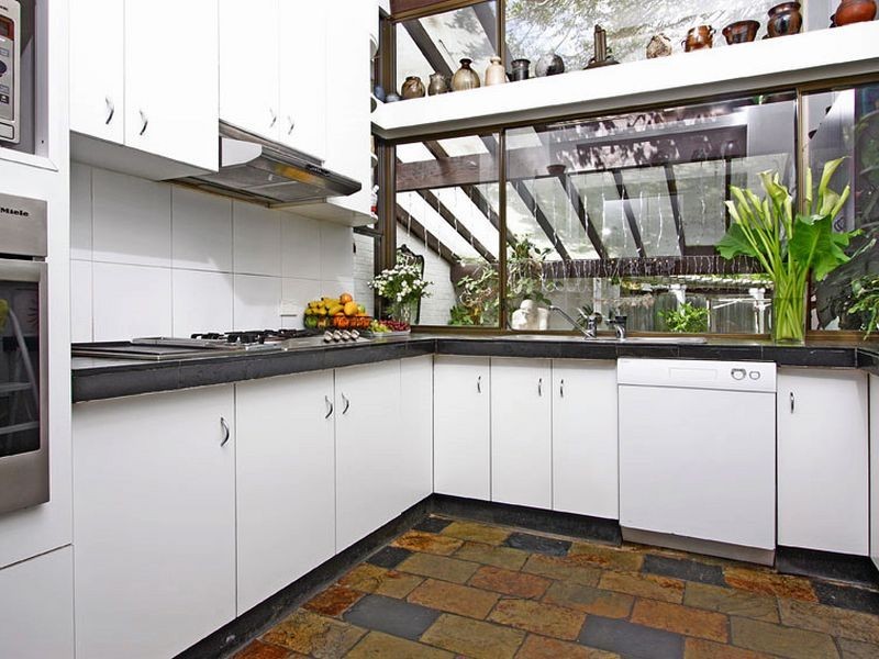 24 The Esplanade, Narrabeen NSW 2101