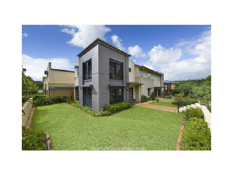 2 Shearwater Drive, Warriewood NSW 2102