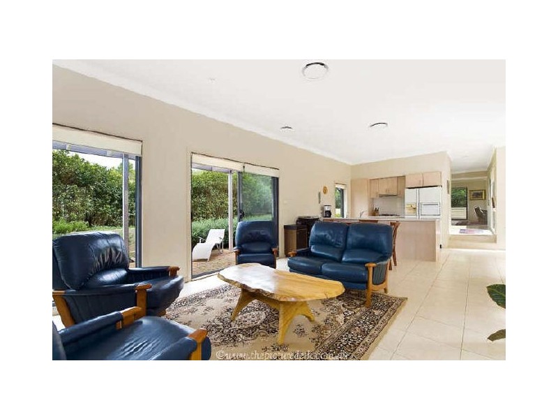 2 Shearwater Drive, Warriewood NSW 2102