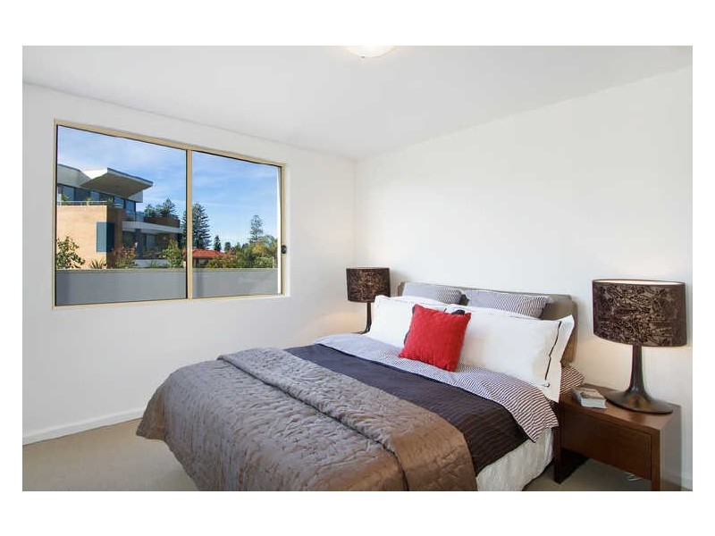 9/2 Lagoon Street, Narrabeen NSW 2101