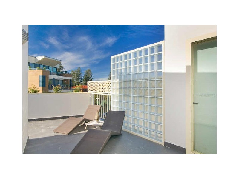 10/2 Lagoon Street, Narrabeen NSW 2101