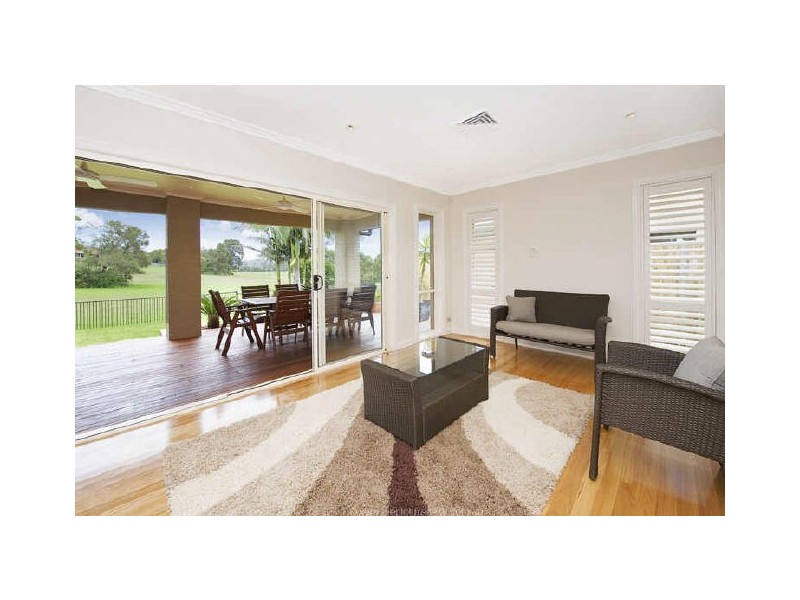 53 Arnott Crescent, Warriewood NSW 2102